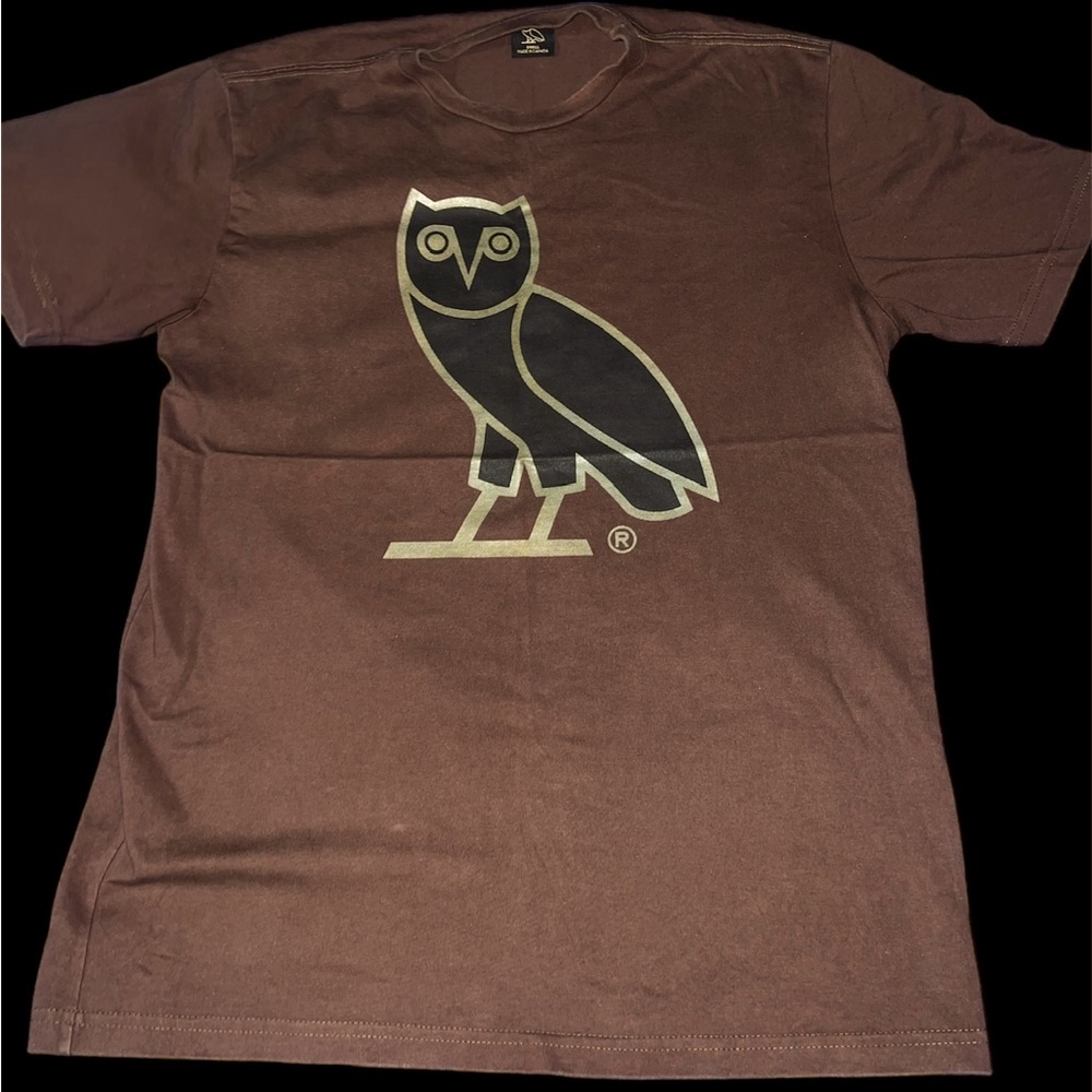 “October Very Own” tee in a size small